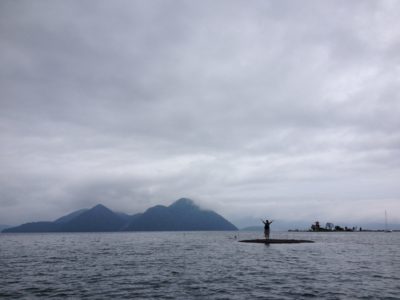 北海道・洞爺湖で遊ぶ　～カヌーで亀岩上陸～